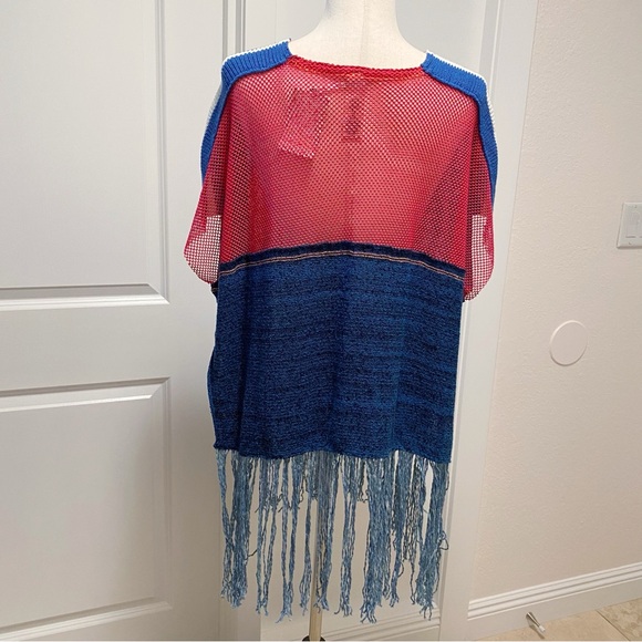 NWT Free People Sunset Fringe Poncho Beach Sweater XS/S Lightweight Oversized - Picture 10 of 16